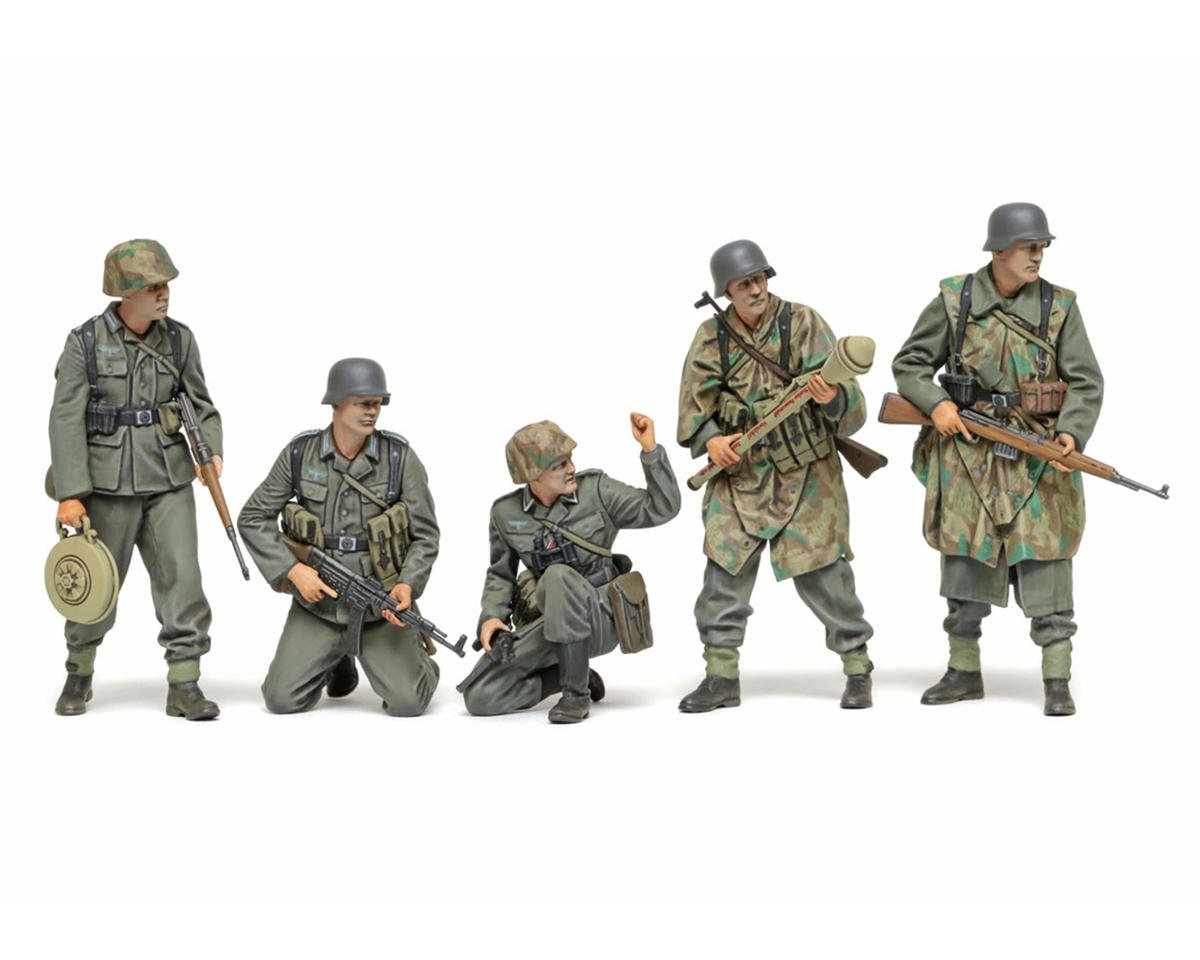 Tamiya 1/35 German Infantry (Late WWII) Model Kit (TAM35382)