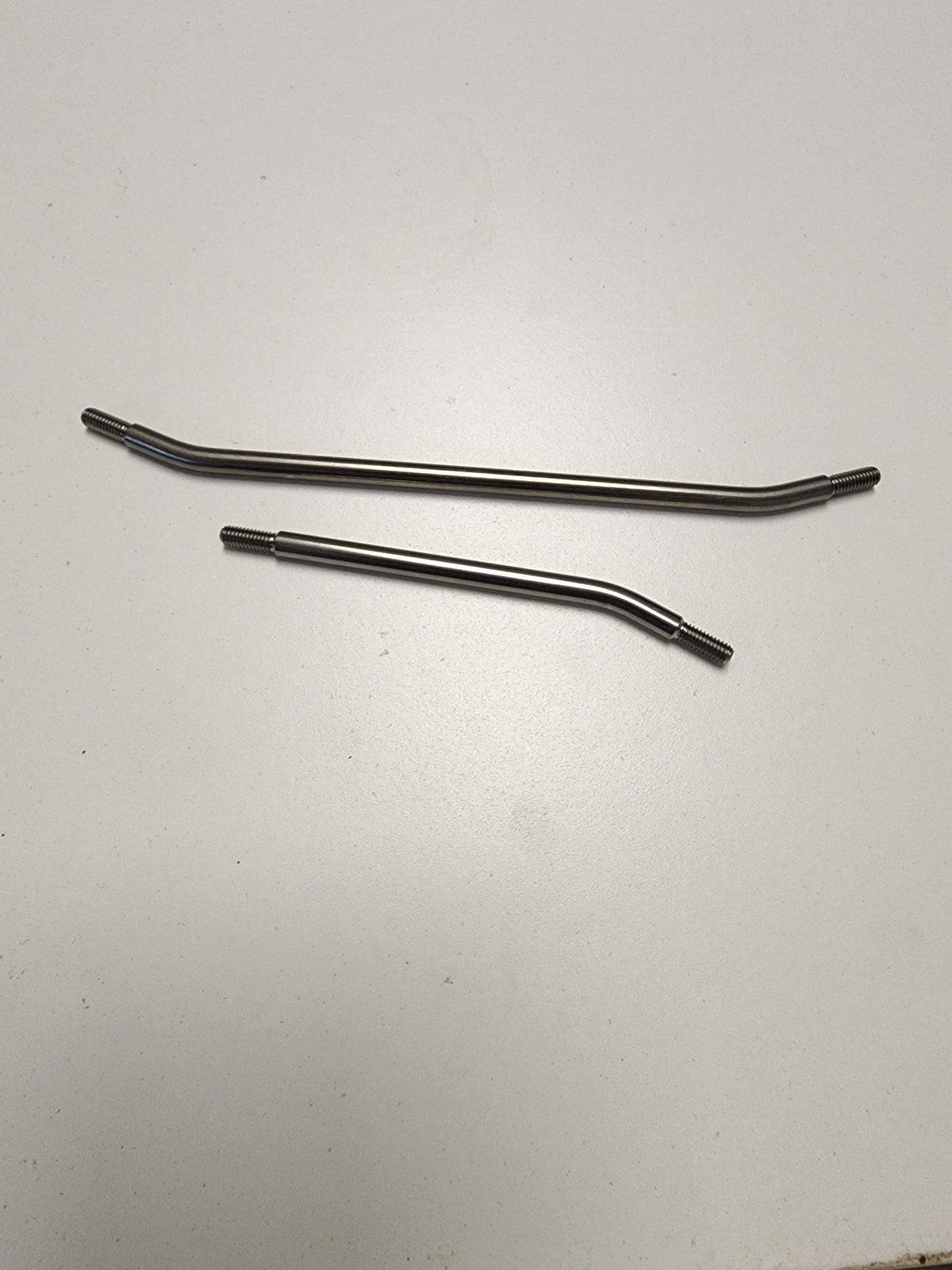 DLUX - Steering Links for Axial Capra - Drag Link Only (for Stock Servo Mount) (51245)