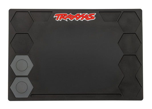 TRAXXAS - RUBBER PIT MAT 13X19 (3424)
