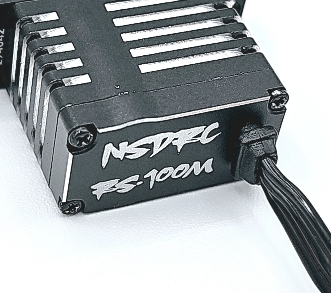 NO SUPERIOR DESIGNS (NSDRC) - RS100 High Torque Micro Servo (Bottom Wire Exit)