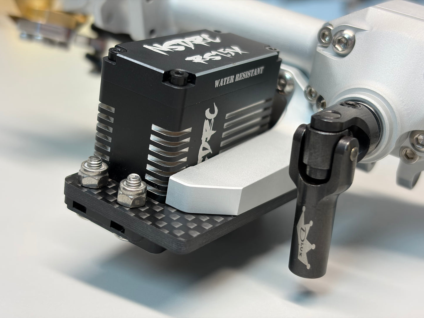 OCDRC - H10 LCG Servo Mount (Carbon Fiber)