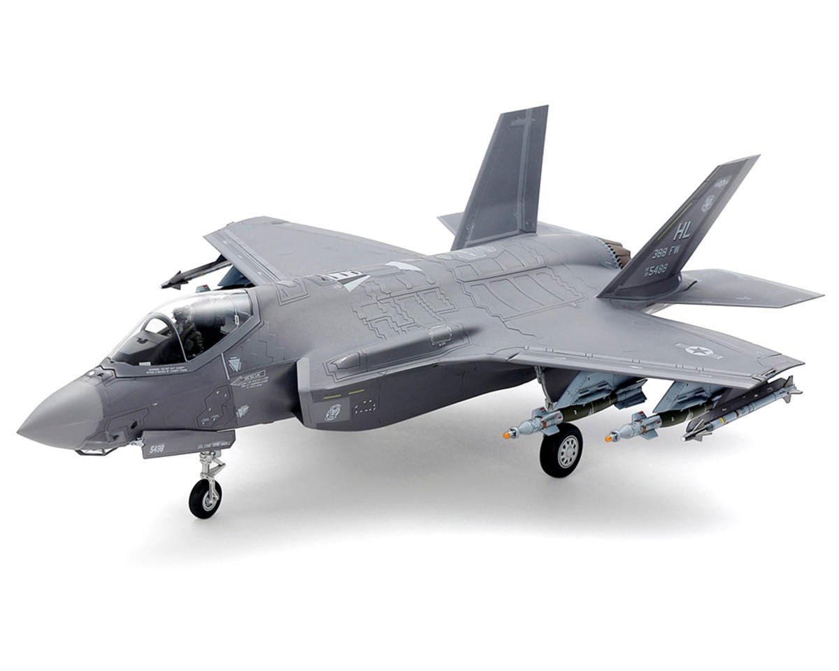 Tamiya 1/72 Lockheed Martin F-35A Lightning II Model Kit (TAM60792)